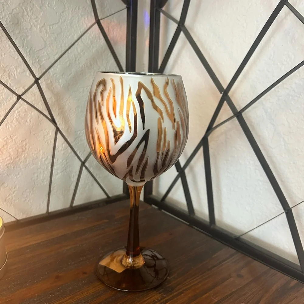 Rare Pier 1 Imports Zebra Frosted Satin Wine Glass